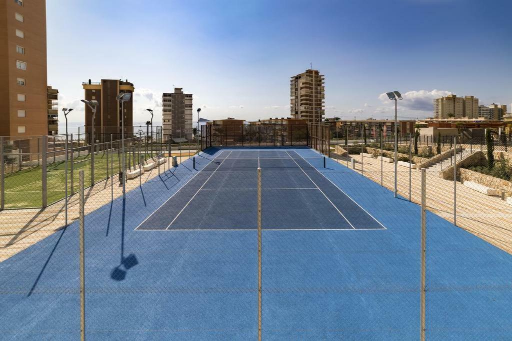 Sunset Drive Resort & Spa Benidorm Esterno foto